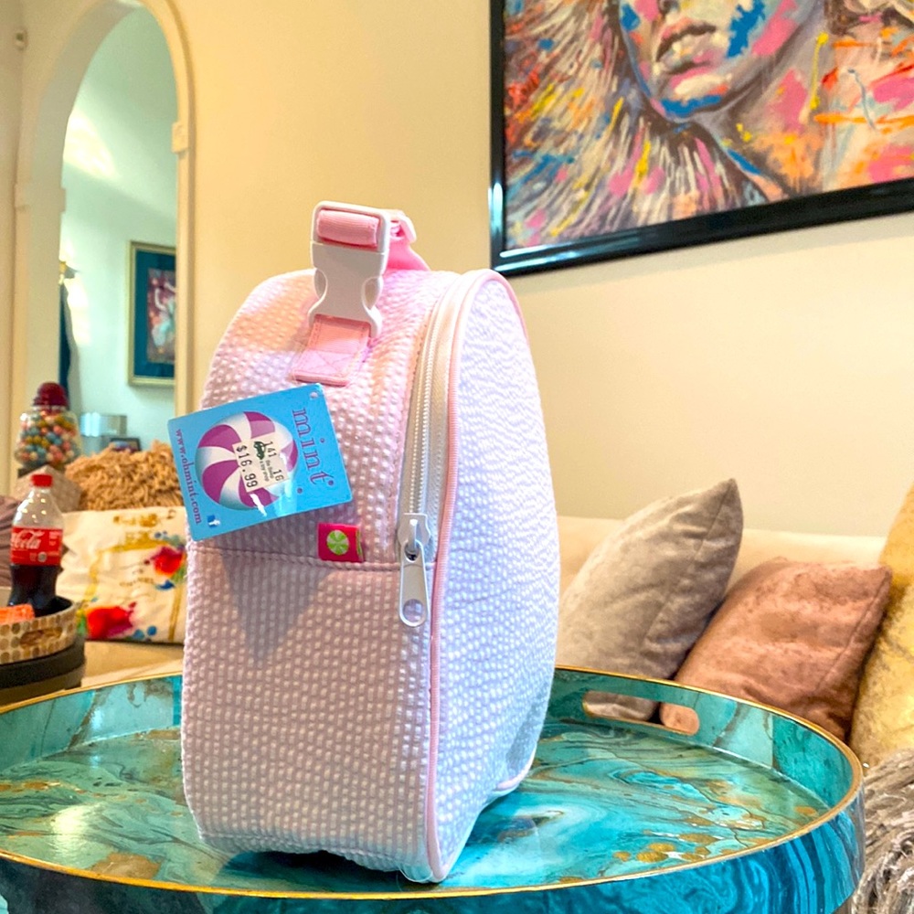 Ohmint lunch box